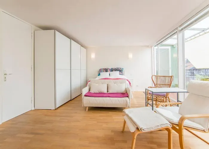 Modernes, Sonniges Appartement Im Herzen Von Duesseldorf