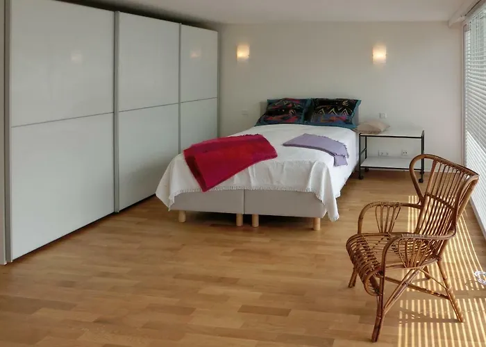 Modernes, Sonniges Appartement Im Herzen Von Duesseldorf